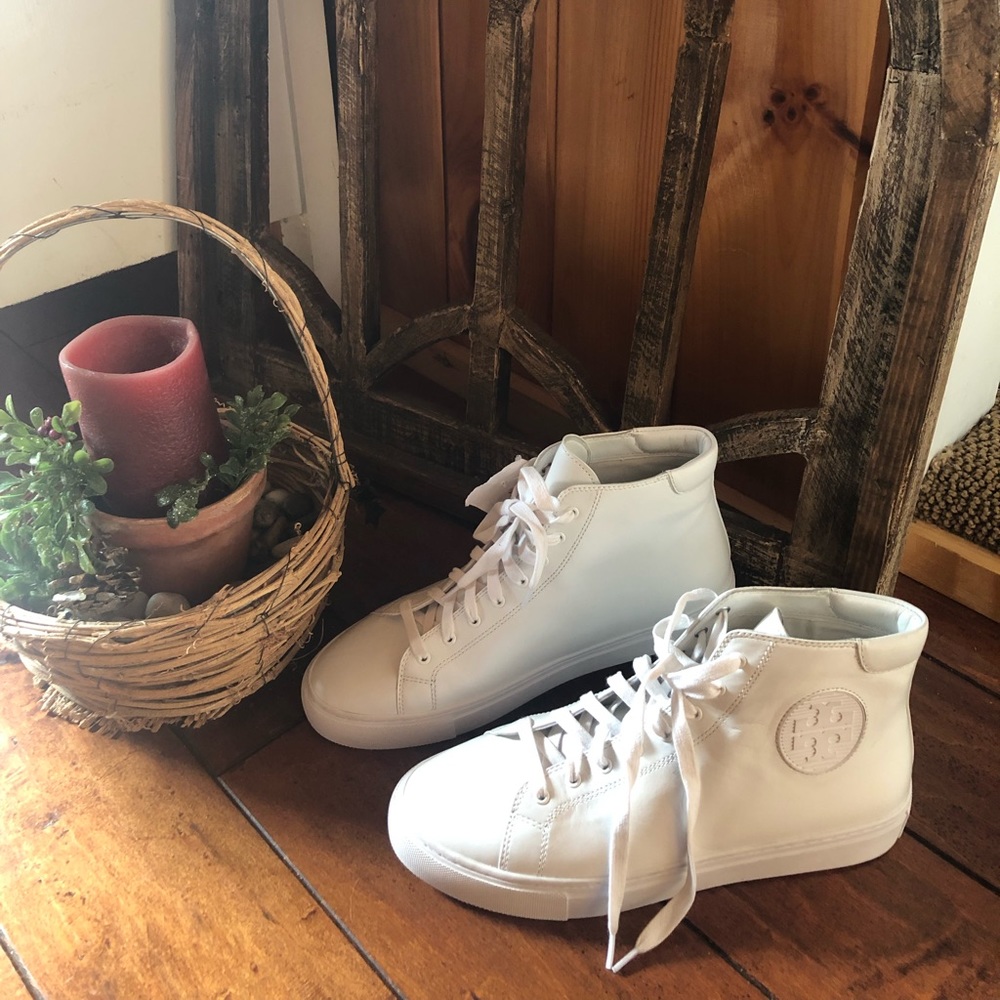 NWT TORY BURCH HIGH TOP SNEAKERS